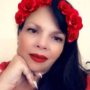 Meet your Posher, Lynne